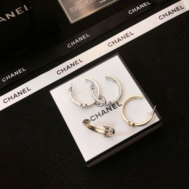 Ch**el earrings